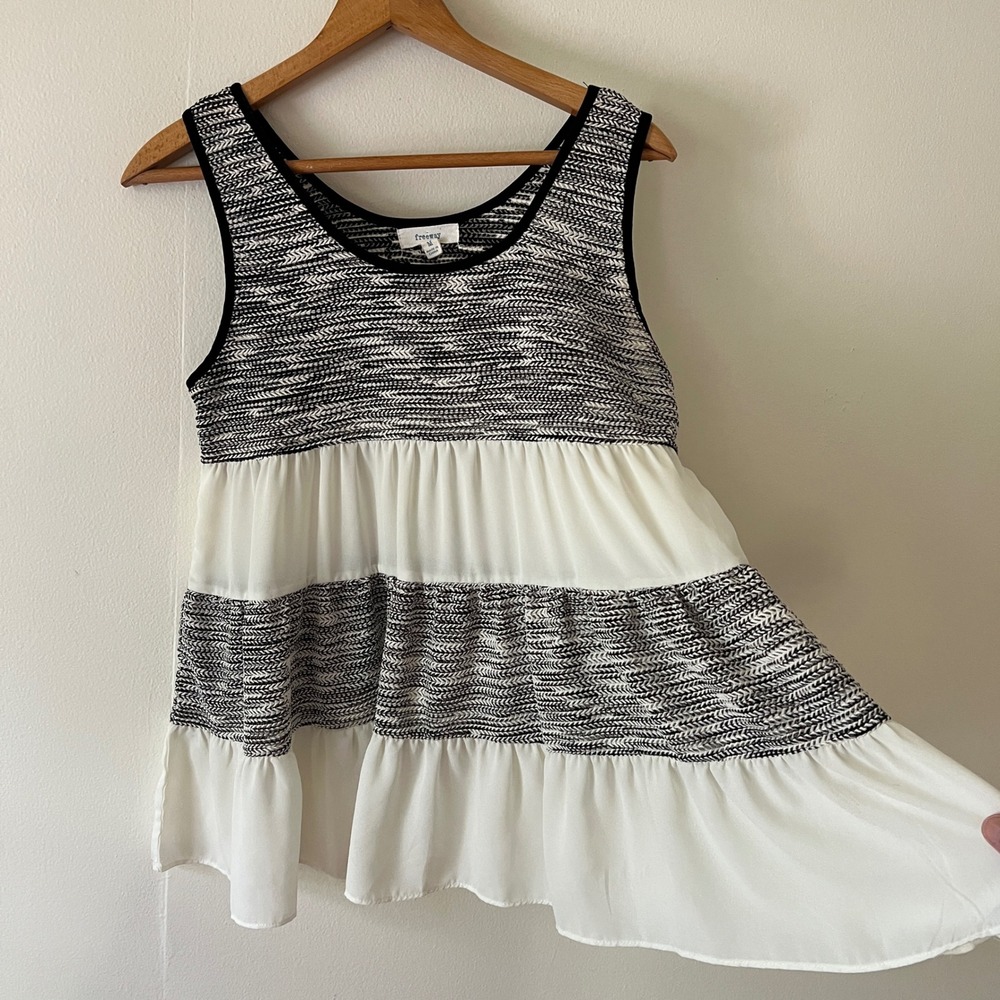Boho Mixed Media Tank Top Womens Medium Tiered Flare Flattering Hippie Bohemian